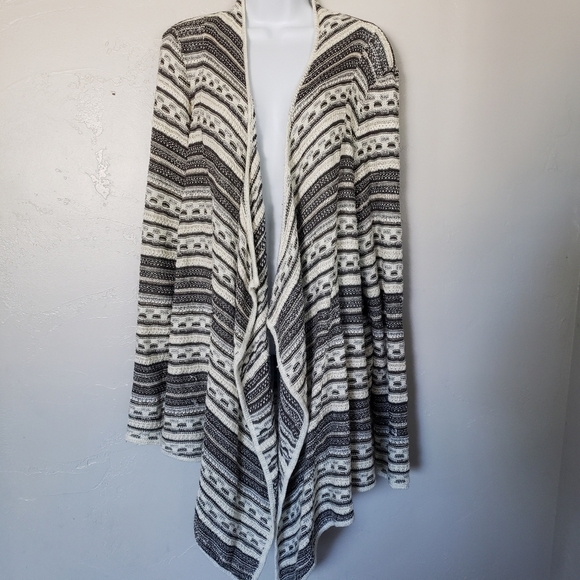 Maurices 2 2X Draped Front Sweater Cardigan Long Sister Cream Olive Green Layer - Picture 1 of 10